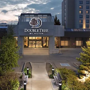 Doubletree By Hilton West Hotel