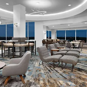 Courtyard By Marriott Downtown Edmonton
